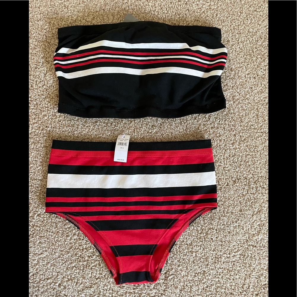 American Eagle Aerie 2 Piece Swim Suit.  NEW